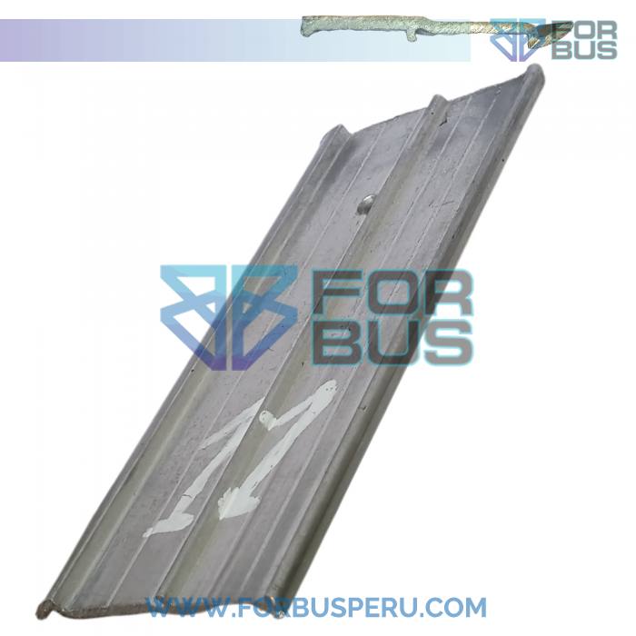 
                PERFIL ALUMINIO SALVARROSE BUSSCAR BASE IMP - VARILLA 6M